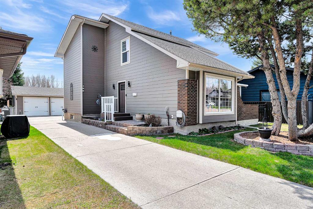 288 Deer Run Crescent SE, Calgary, Alberta, T2J 5N5
