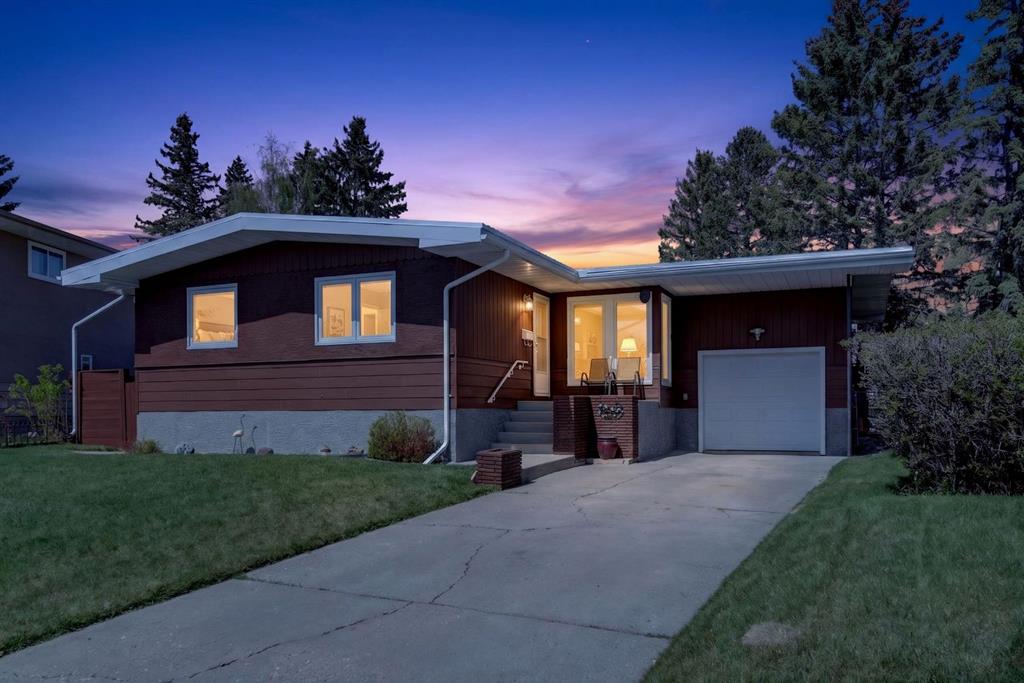 26 Cardiff Place NW, Calgary, Alberta, T2K 1S3