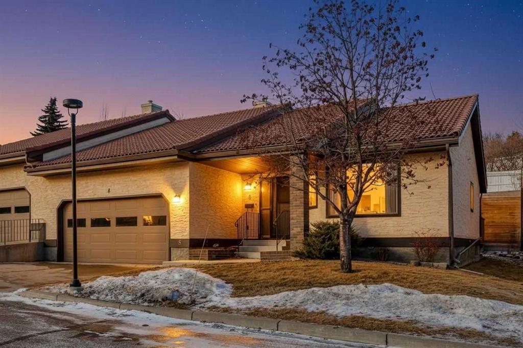 #8 118 Strathcona Road SW, Calgary, Alberta, T3H 1P3