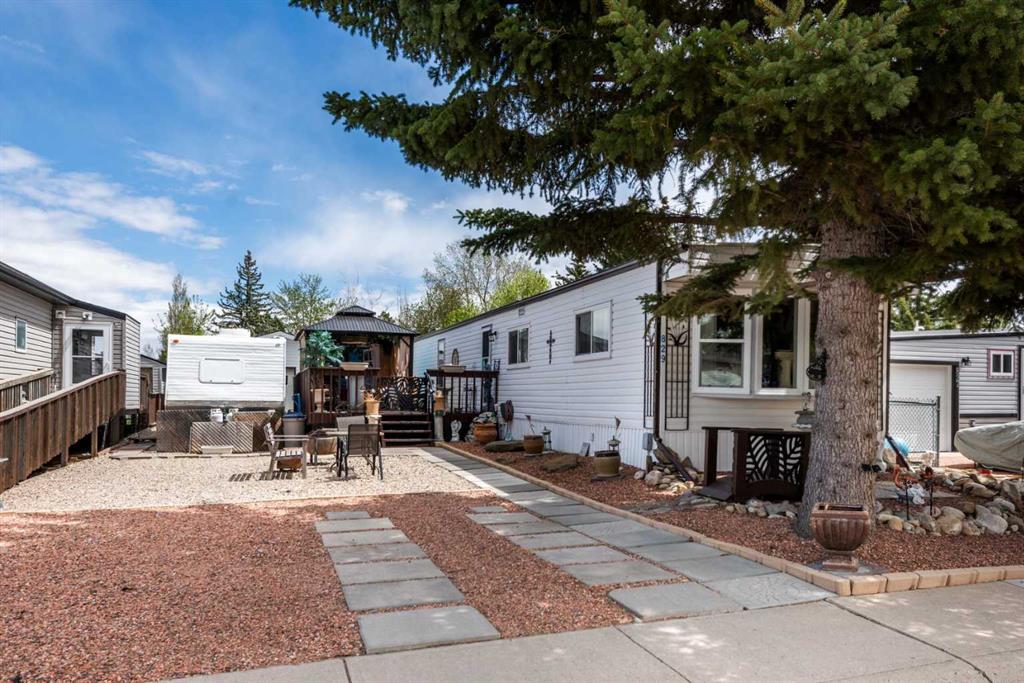 829 Bayview Road, Strathmore, Alberta, T1P 1E1