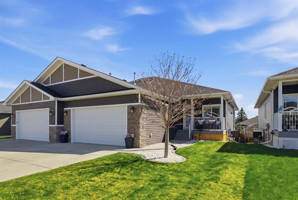 25 Stone Garden Drive, Carstairs, Alberta, T0M0N0