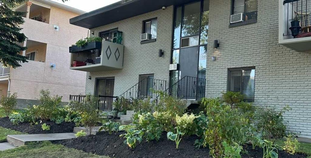 120 29 Avenue NW, Calgary, Alberta, T2M2L8