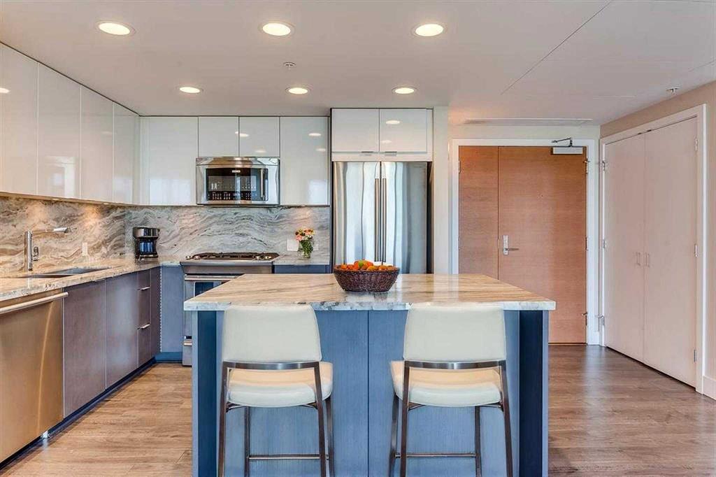 #1404 519 Riverfront Avenue SE, Calgary, Alberta, T2G 1K6