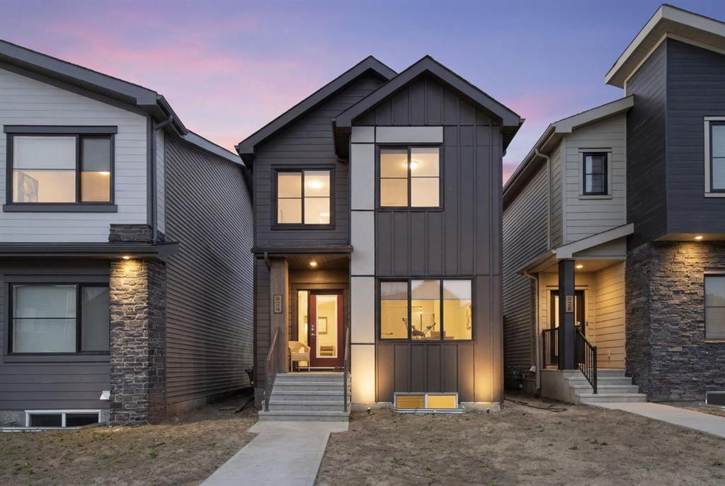 24 Heartwood Lane SE, Calgary, Alberta, T3S 0P9
