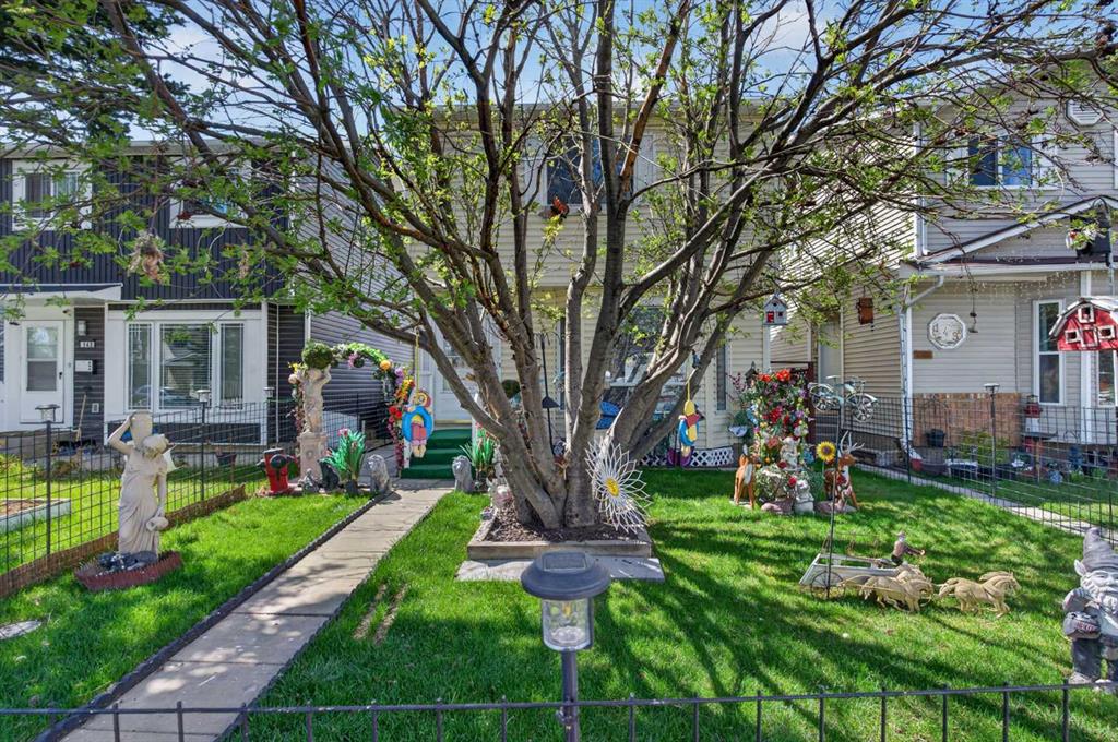 147 Martindale Drive NE, Calgary, Alberta, T3J 3G5