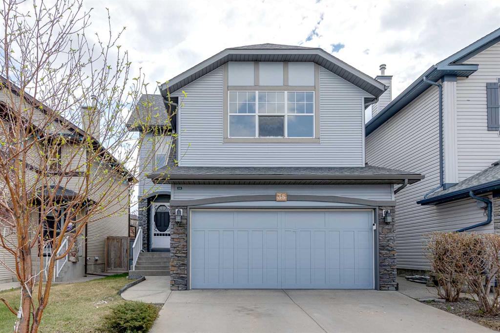 35 New Brighton Manor SE, Calgary, Alberta, T2Z 4G8