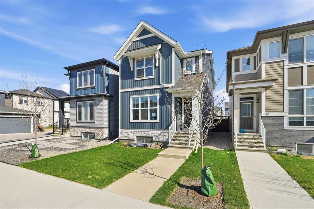 44 Amblefield Avenue NW, Calgary, Alberta, T3P2C1