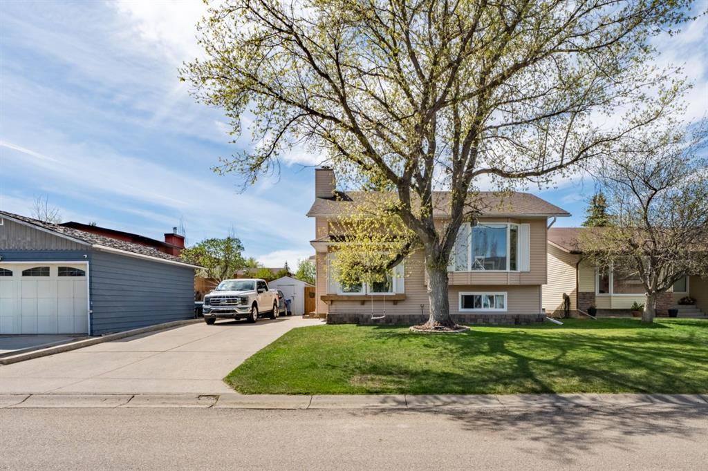 159 Woodburn Crescent, Okotoks, Alberta, T1S 1L4