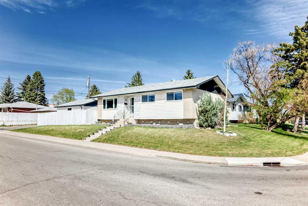 5104 Marshall Road NE, Calgary, Alberta, T2A 2Y9