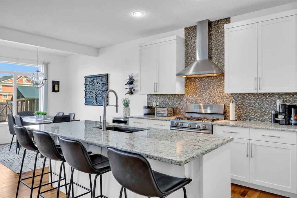 30 Cranarch View SE, Calgary, Alberta, T3M 2J3