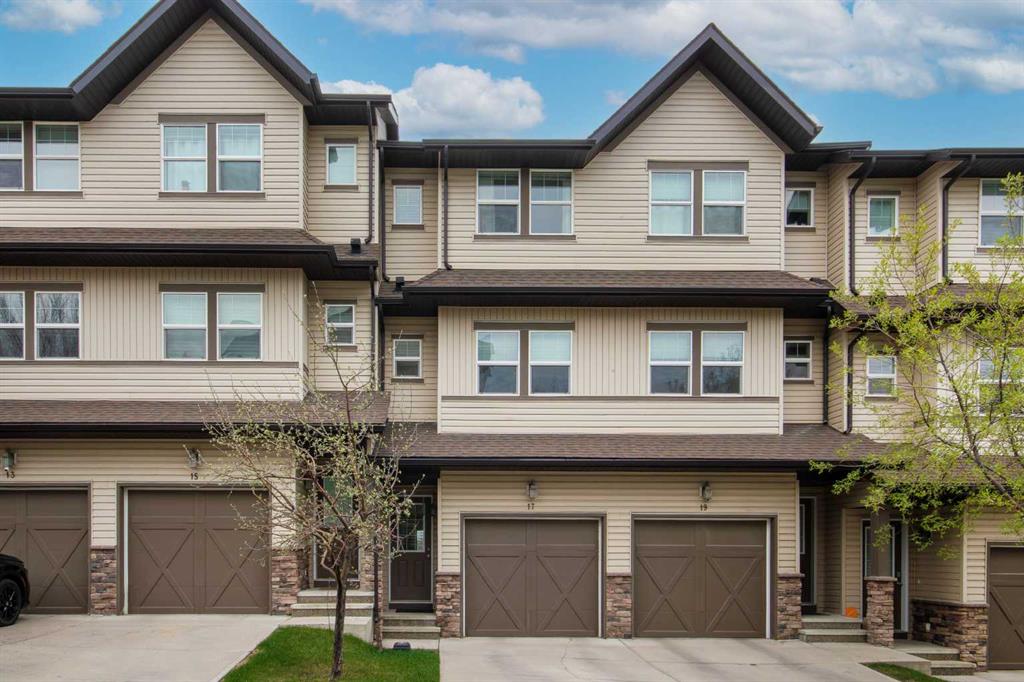 #17 28 Heritage Drive, Cochrane, Alberta, T4G 0J8