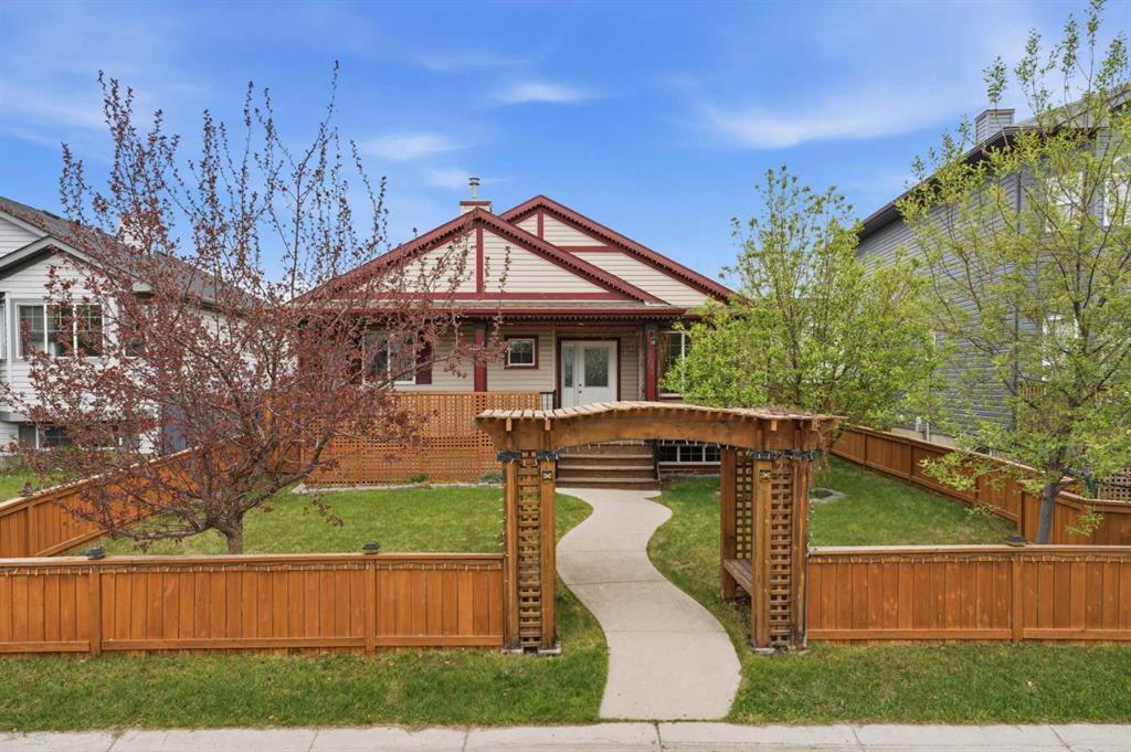 203 West Creek Close, Chestermere, Alberta, T1X 1M3