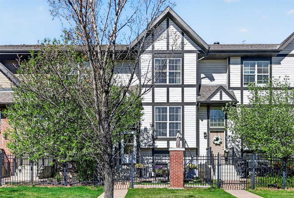 312 New Brighton Villas SE, Calgary, Alberta, T2Z0E6