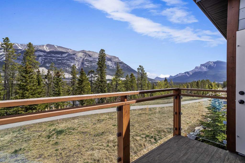 #303 102 Stewart Creek, Canmore, Alberta, T1W 0E3