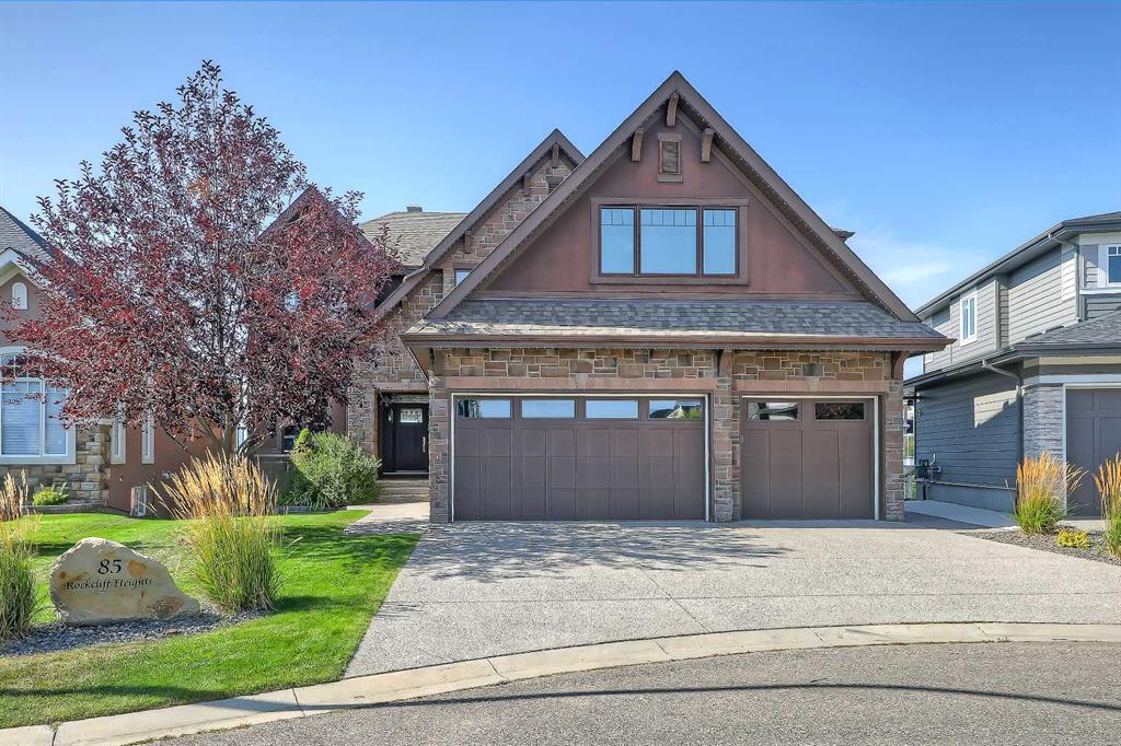 85 Rockcliff Heights NW, Calgary, Alberta, T3G 0C7