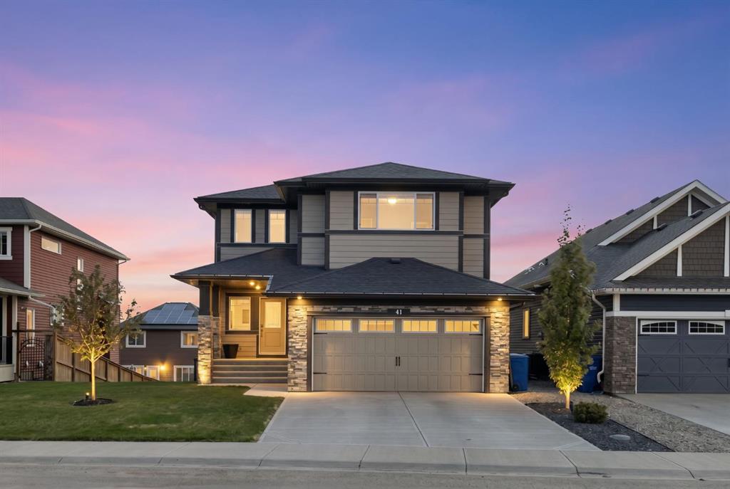 41 Banded Peak View, Okotoks, Alberta, T2H 2W4