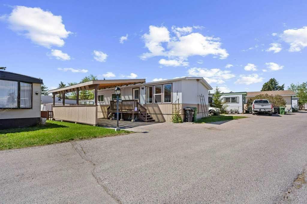 #169 3223 83 Street NW, Calgary, Alberta, T3B5N2