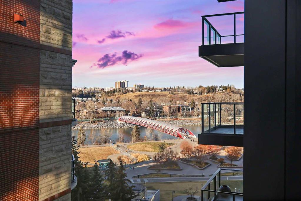#810 730 2 Avenue SW, Calgary, Alberta, T2P 1R8