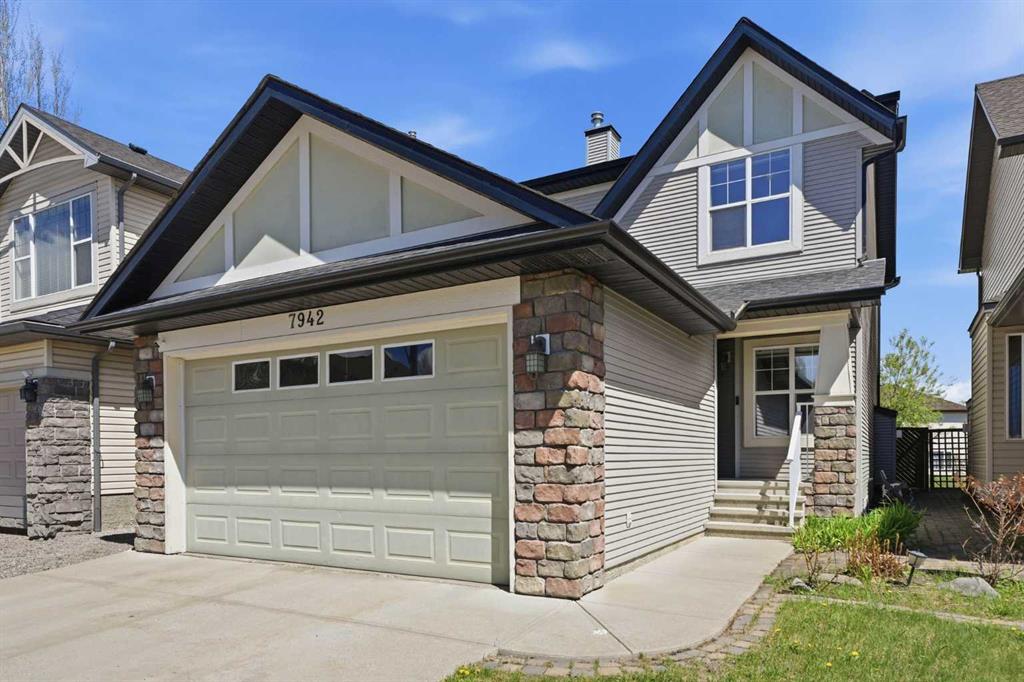 7942 Cougar Ridge Avenue SW, Calgary, Alberta, T3H 5L3