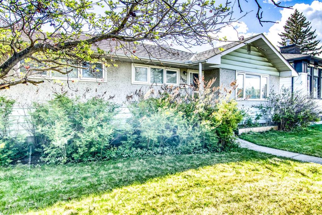 3403 19 Street NW, Calgary, Alberta, T2L 2A9