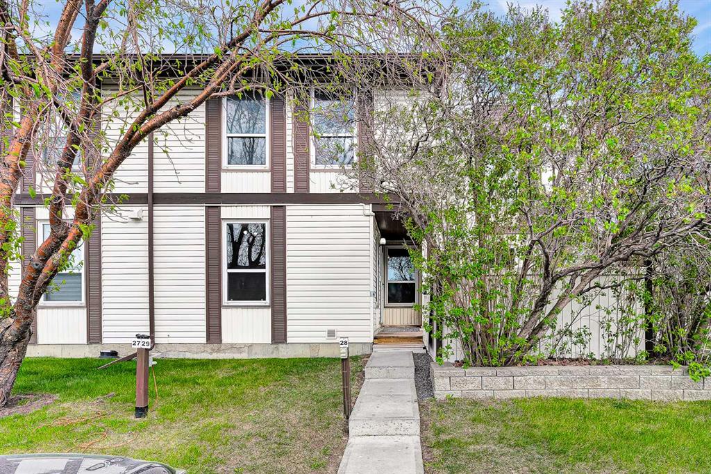 #33 3200 60 Street NE, Calgary, Alberta, T1Y 4K8