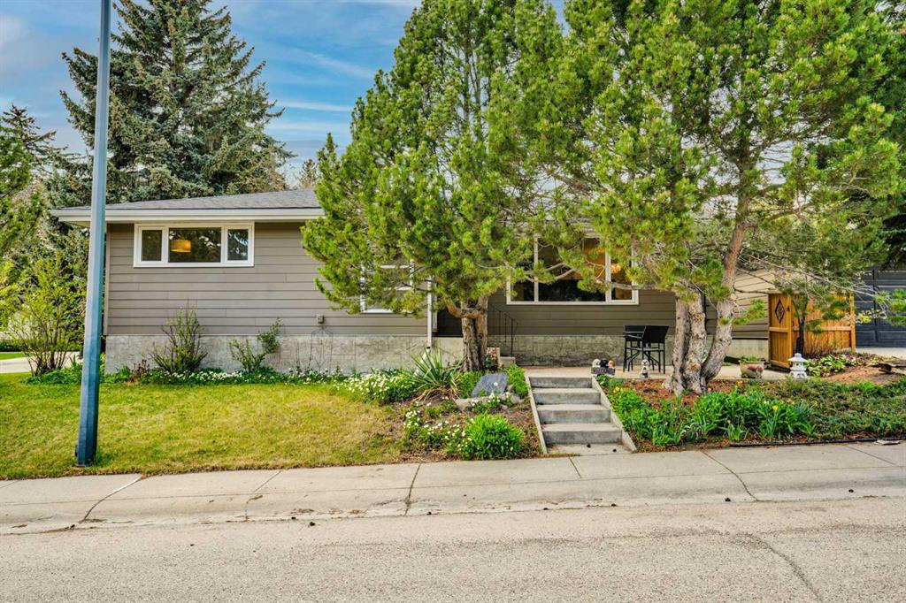 2704 Chandler Road NW, Calgary, Alberta, T2L 1E5