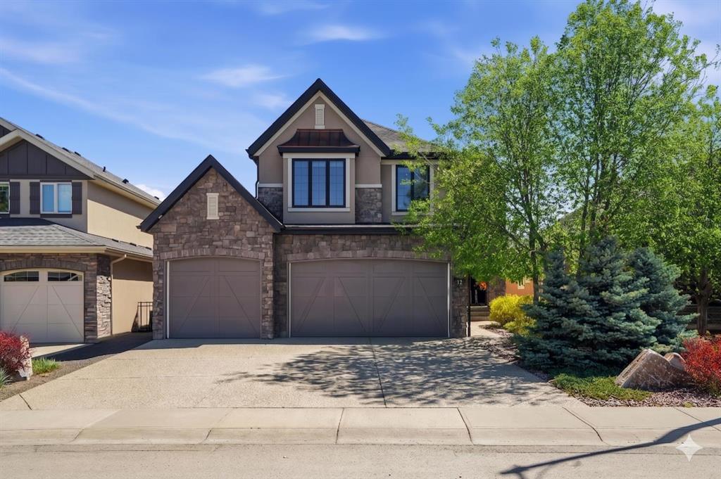 12 Aspen Cliff Close SW, Calgary, Alberta, T3H 0L9