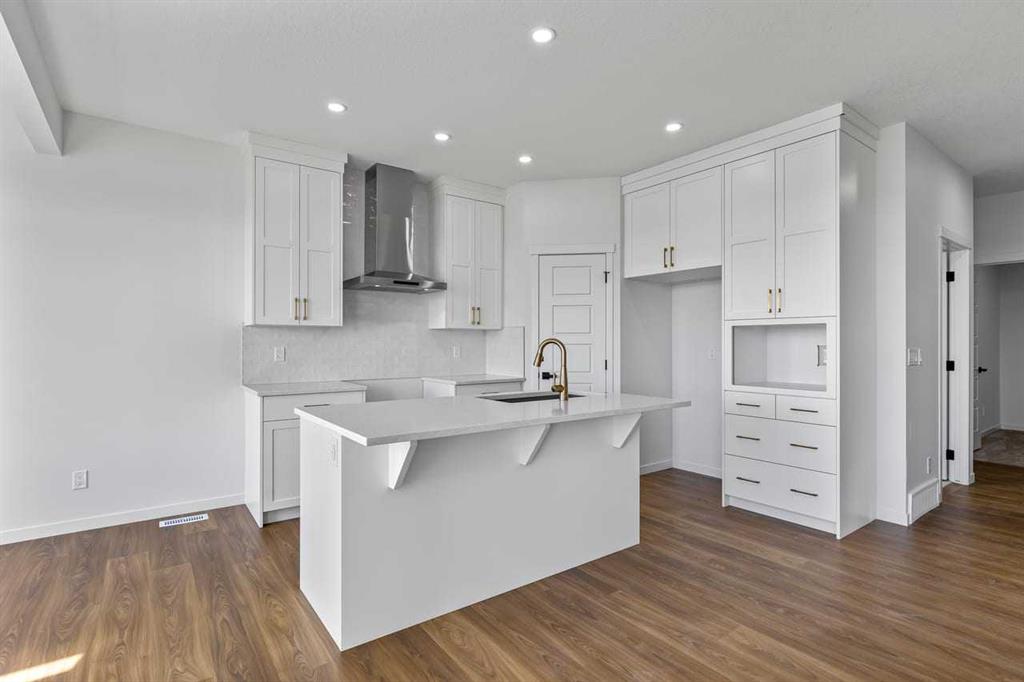 131 Corner Glen Grove NE, Calgary, Alberta, T3N 2S3