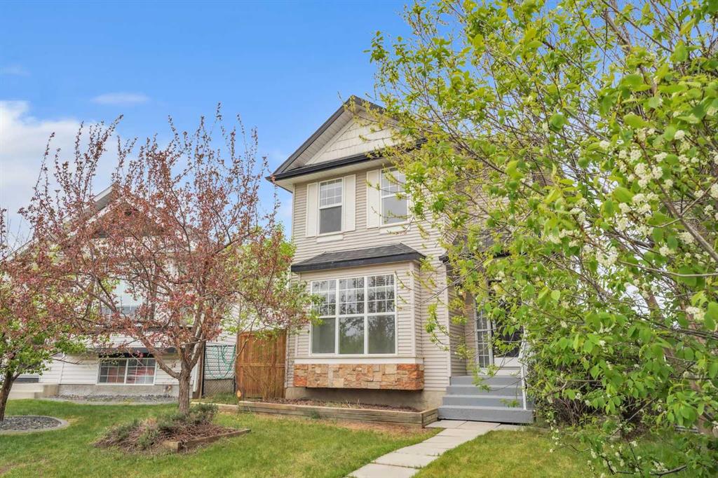 141 Cramond Close SE, Calgary, Alberta, T3M 1C2