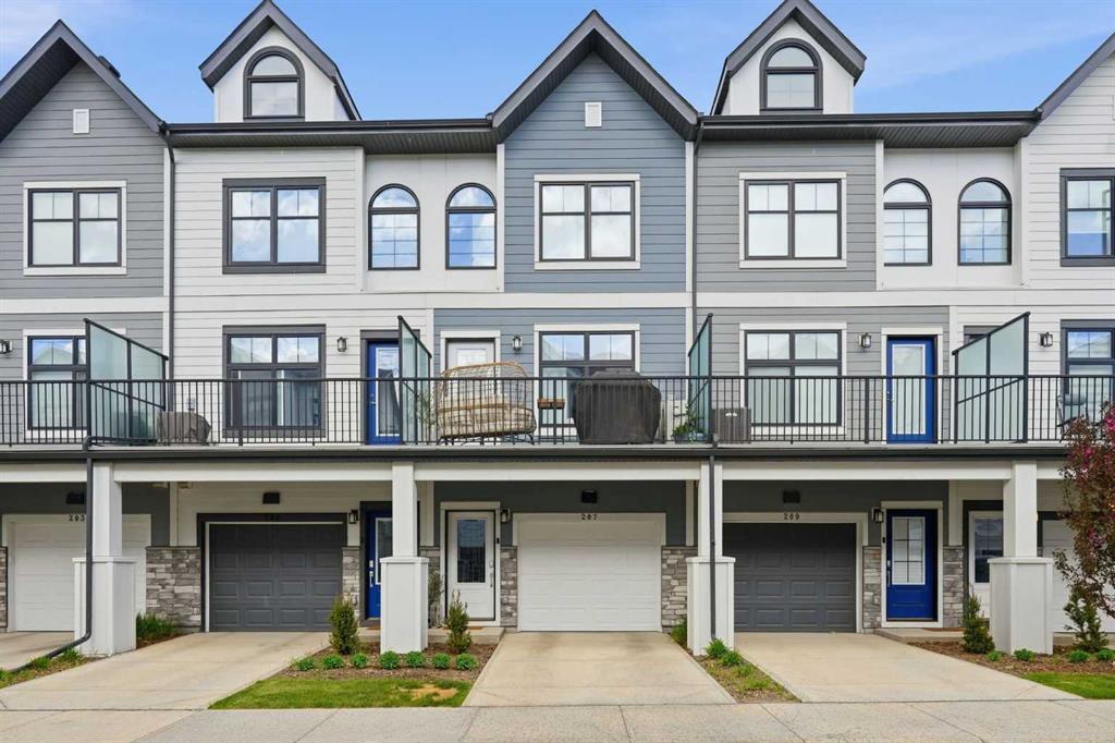 207 Les Jardins Park SE, Calgary, Alberta, T2C 5V3