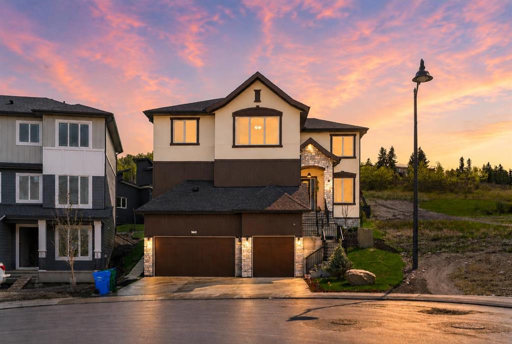 148 Crestridge Terrace SW, Calgary, Alberta, T3B6K5
