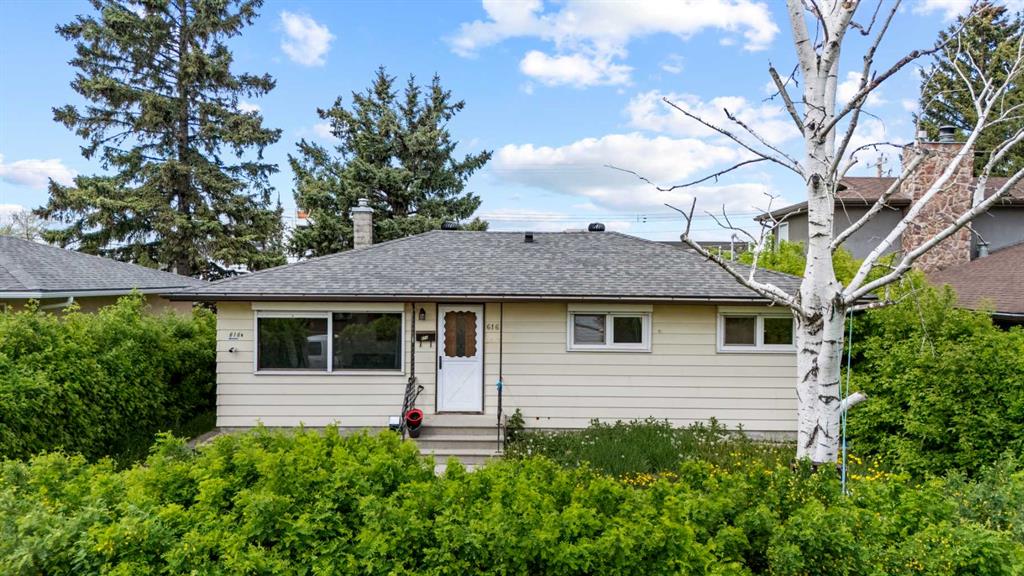 616 34 Avenue NE, Calgary, Alberta, T2E 2K2