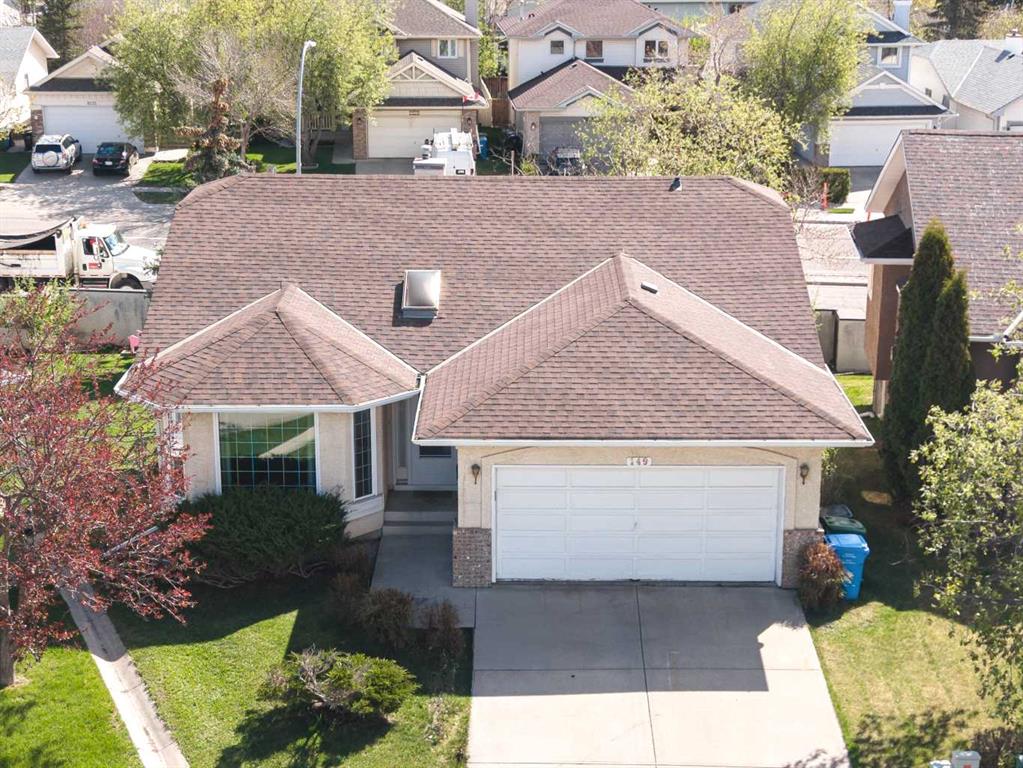 149 Sceptre Court NW, Calgary, Alberta, T3L 1X9