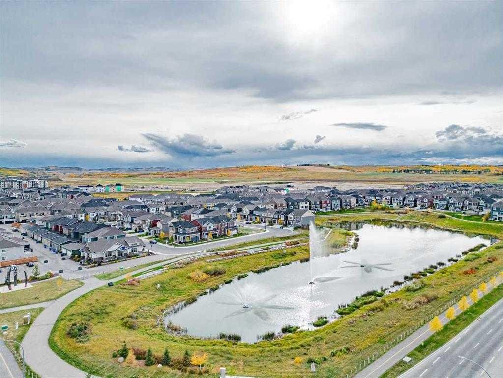 16 Yorkville Landing SW, Calgary, Alberta, T2X 5N8