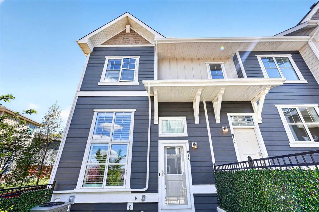 814 Cranbrook Walk SE, Calgary, Alberta, T3M 2V5