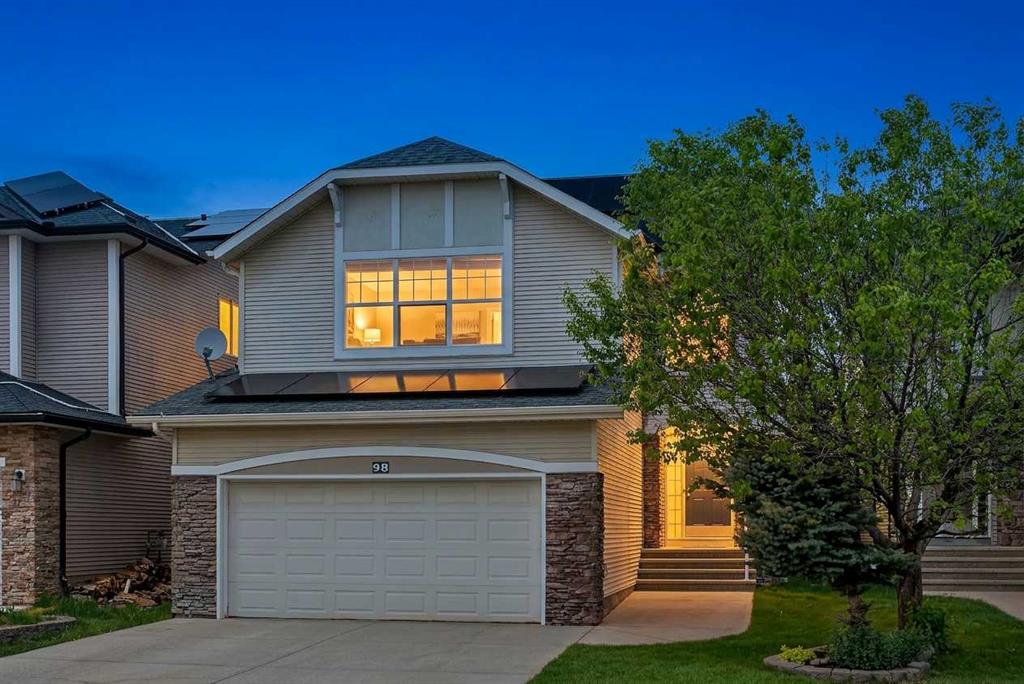 98 Cougarstone Close SW, Calgary, Alberta, T3H 5W3
