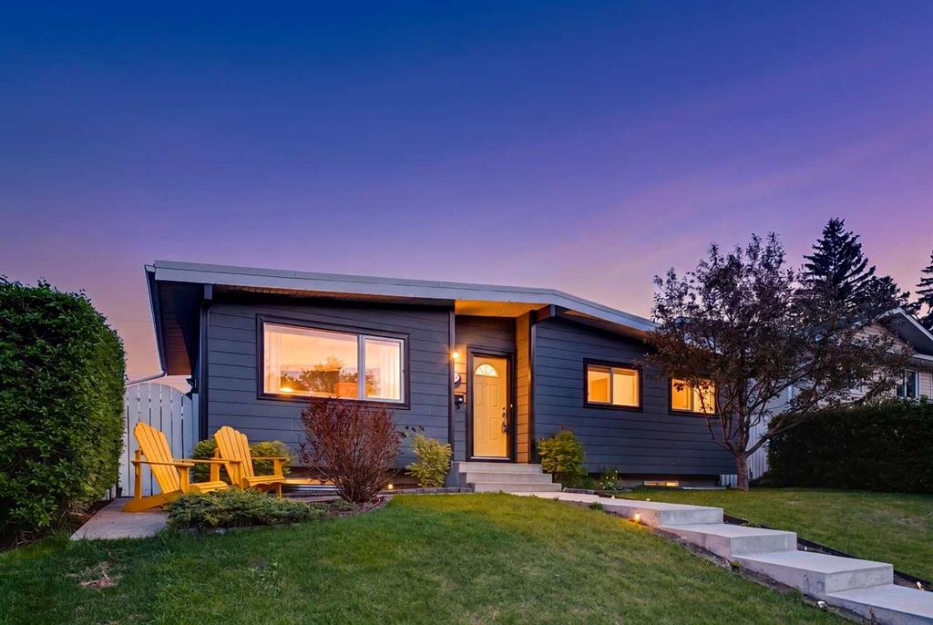 10651 Shillington Crescent SW, Calgary, Alberta, T2W 0N8