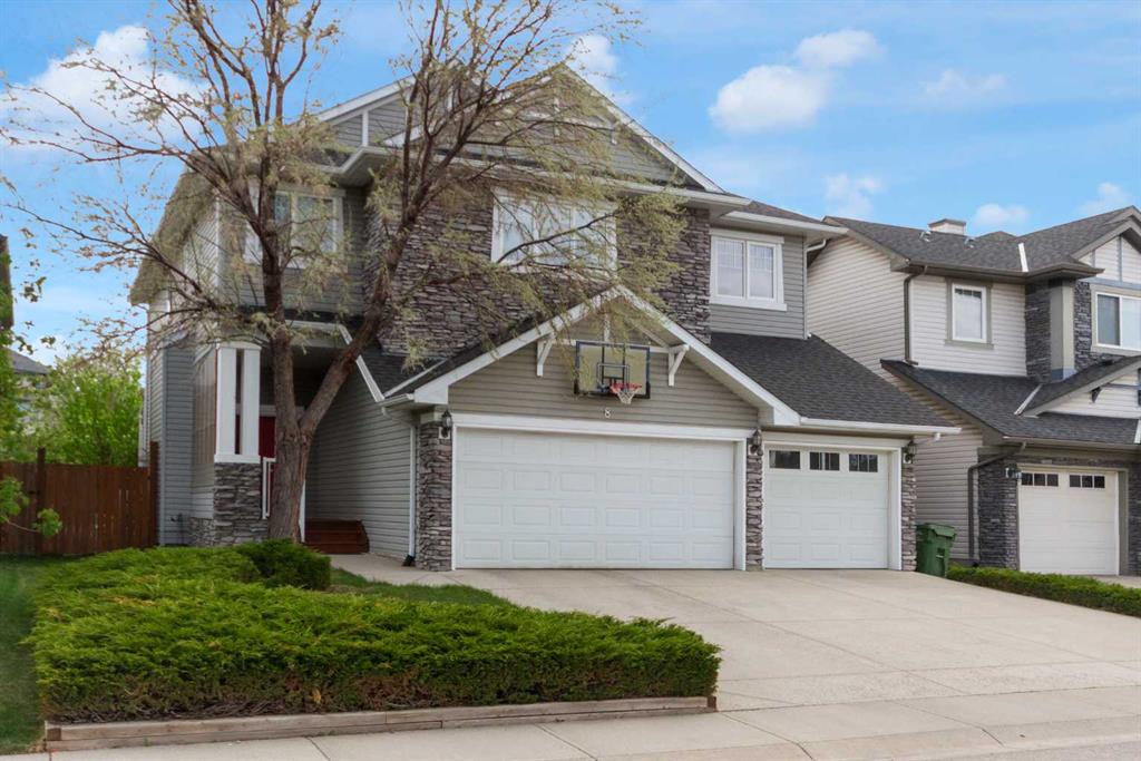 8 Elmont Court SW, Calgary, Alberta, T3H 5Z8