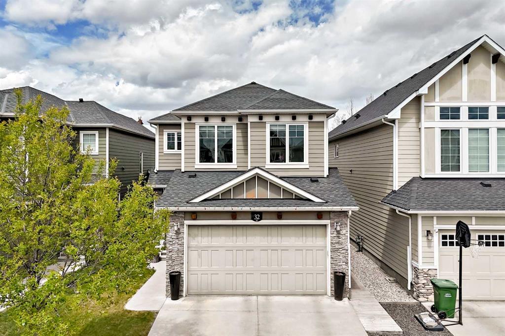 32 Westmore Place SW, Calgary, Alberta, T3H 0Z2