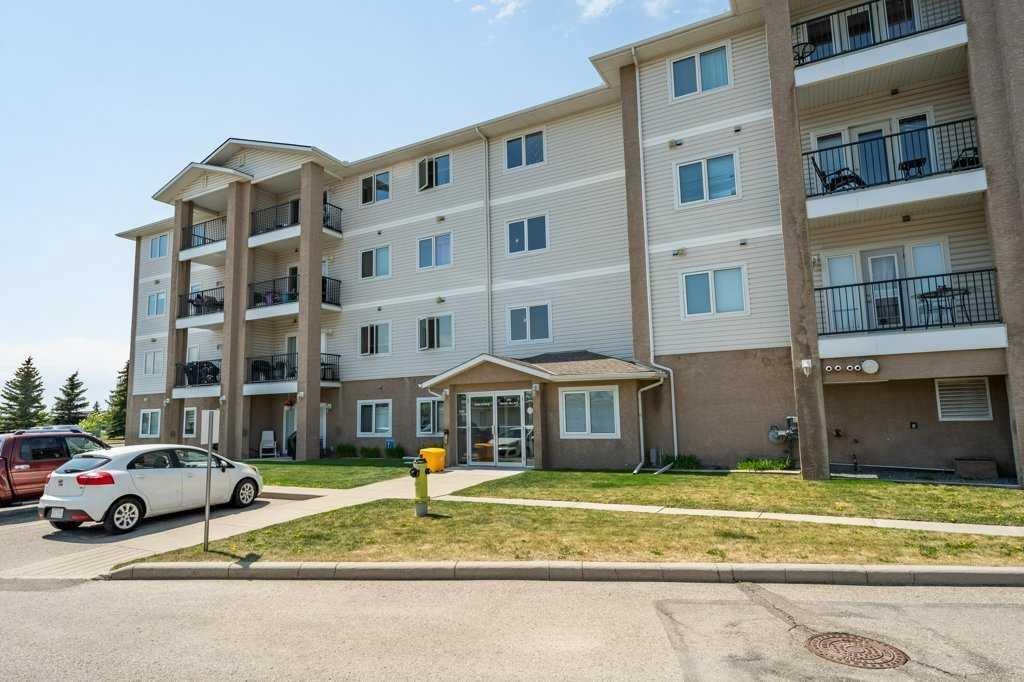 #303 300 Edwards Way NW, Airdrie, Alberta, T4B 3B4