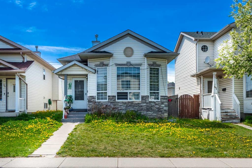 45 Martin Crossing Crescent NE, Calgary, Alberta, T3J 3S8