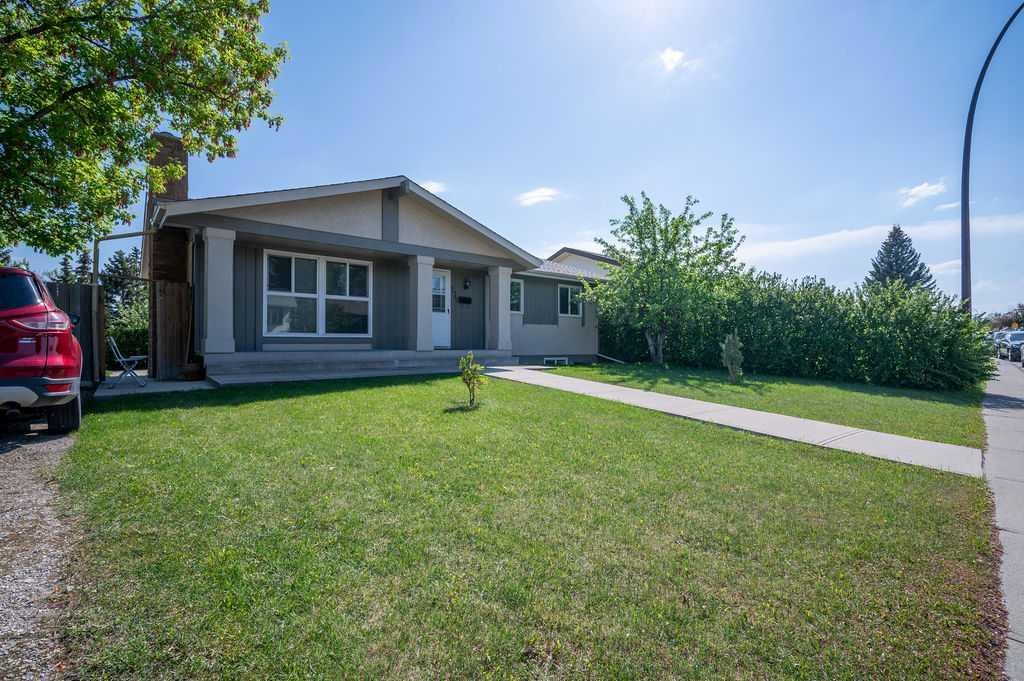 139 Maitland Road NE, Calgary, Alberta, T2A 4Z3