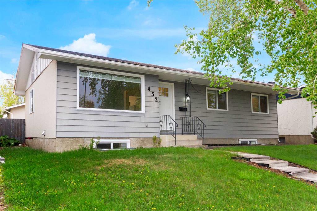 452 Queen Alexandra Way SE, Calgary, Alberta, T2J 3P1