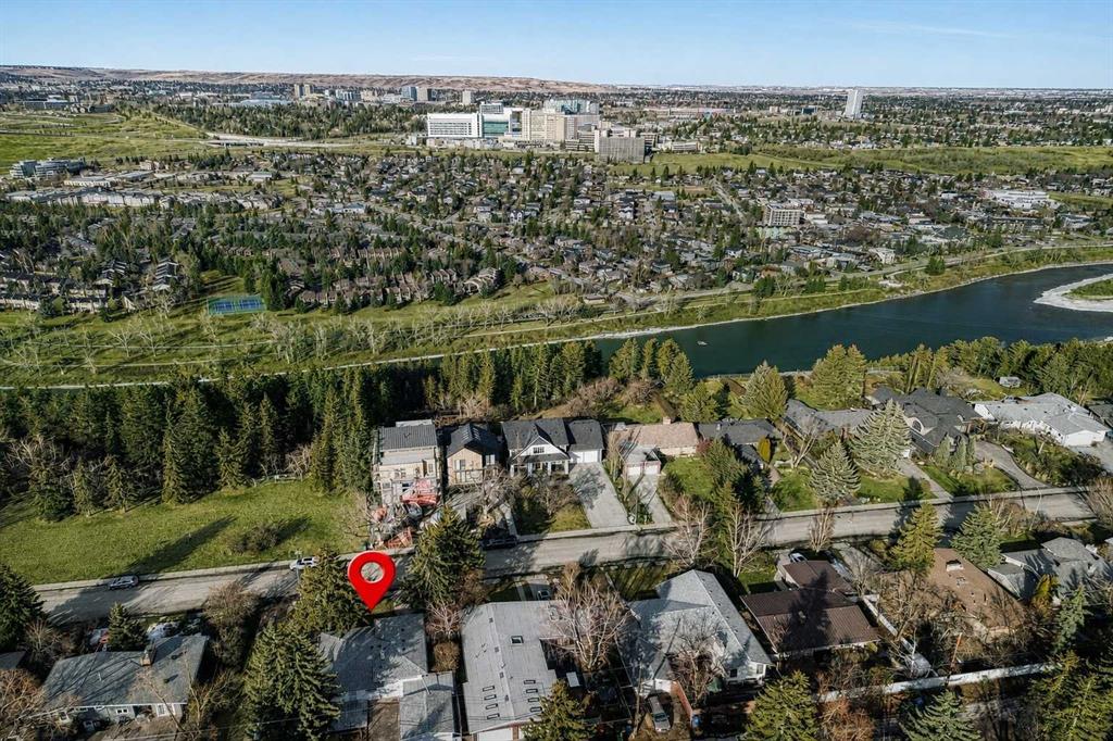 75 Wildwood Drive SW, Calgary, Alberta, T3C 3C6