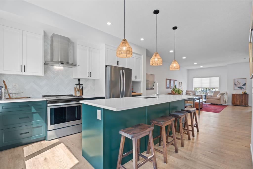 408 Greenbriar Common NW, Calgary, Alberta, T3B 6J3