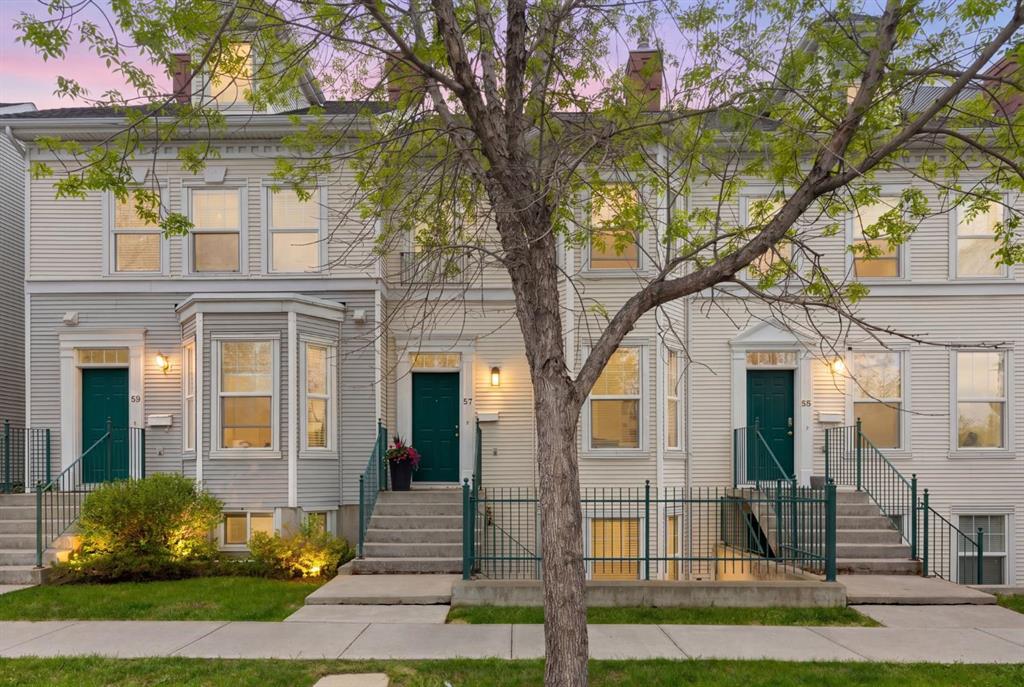 57 Prestwick Park SE, Calgary, Alberta, T2Z 3V4