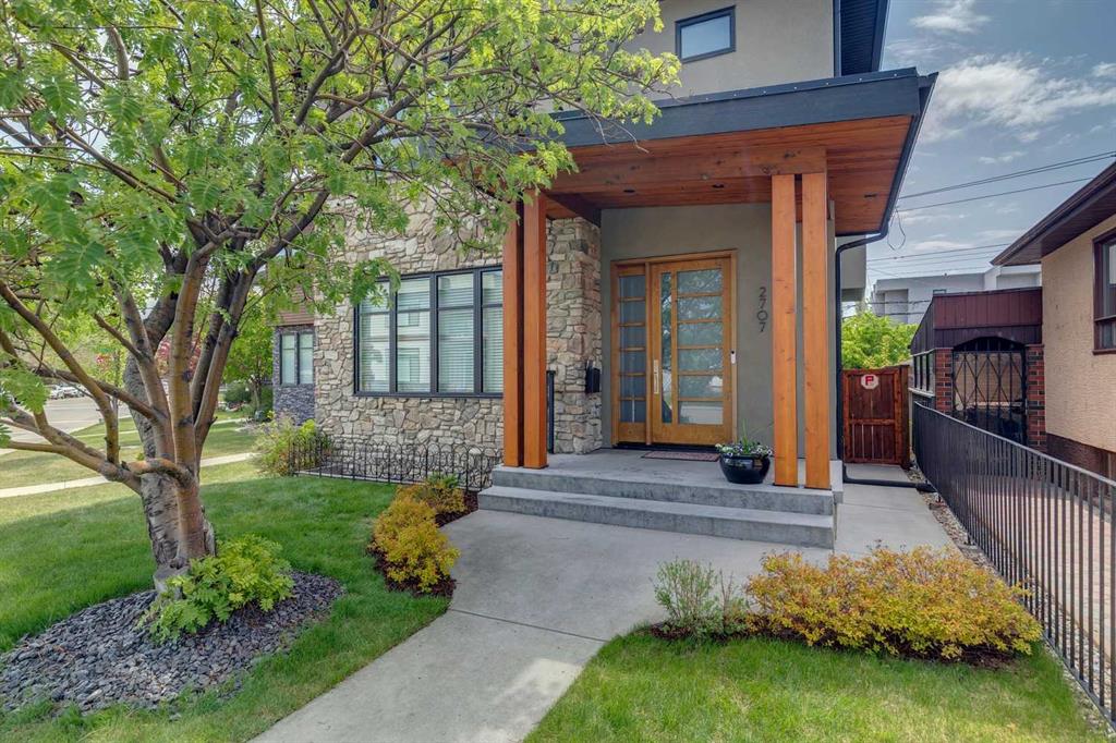 2707 1 Avenue NW, Calgary, Alberta, T2N 0C7