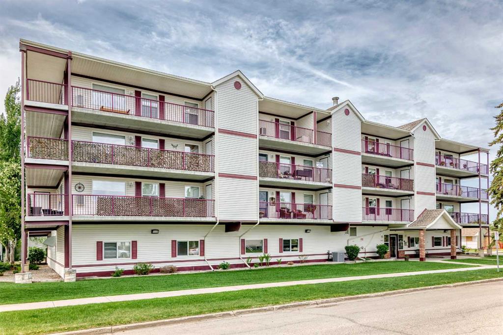 #201 5133 49 Street, Olds, Alberta, T4H 0C7